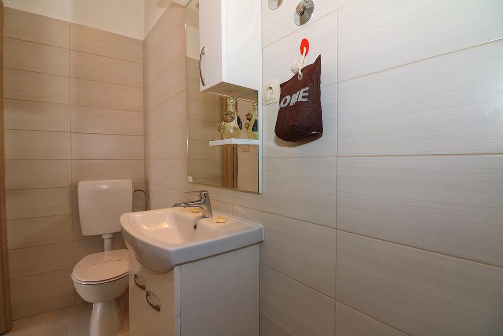 Apartment Antonio Йезера Екстериор снимка