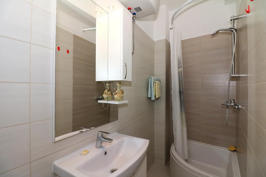 Apartment Antonio Йезера Екстериор снимка