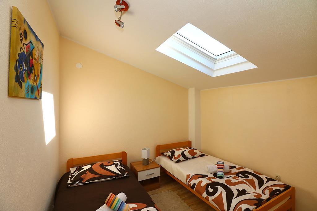 Apartment Antonio Йезера Екстериор снимка